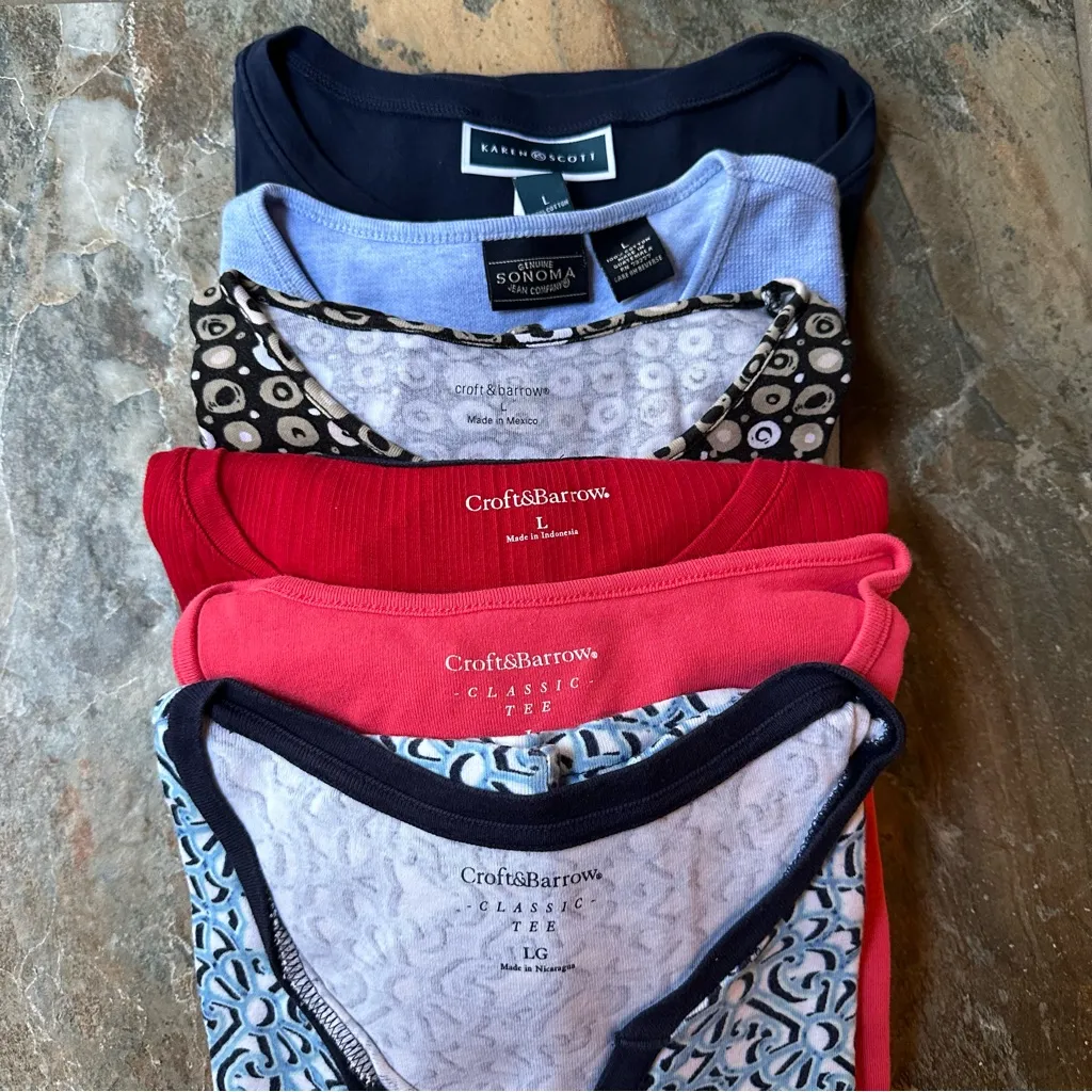 Women’s Short Sleeve Tee Shirt Bundle Size Large 6 Pieces - Image 4