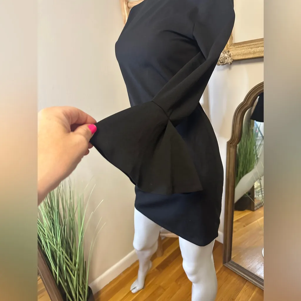 Blush Boutique Black Mini Bell Sleeve Dress Medium - Image 2