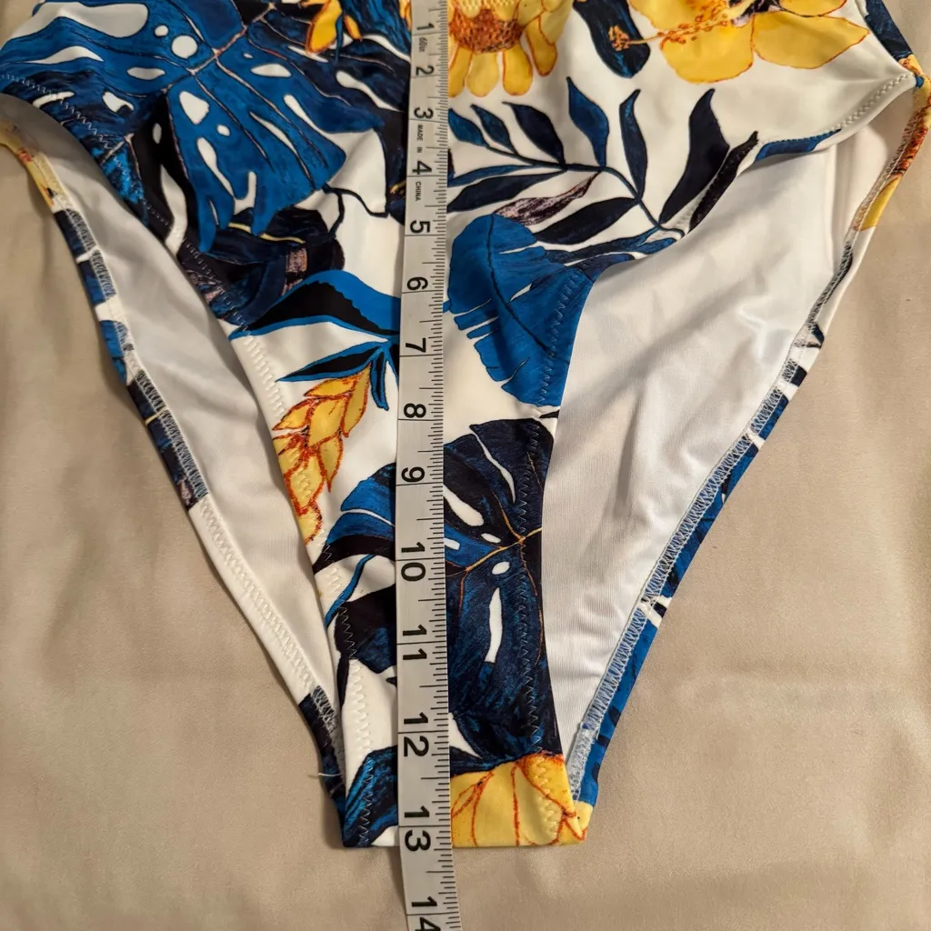 Cupshe Women Sz L Two-Piece Bikini Blue Leaf Print Crisscross Back Tie Swimsuit - Image 16