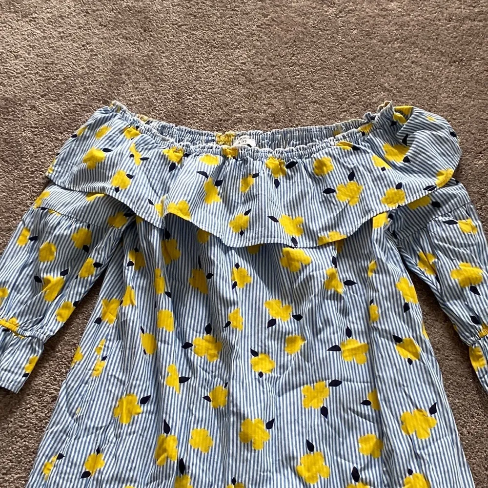 Crown & Ivy Off Shoulder Floral Ruffle Dress SIZE L – Blue Striped Yellow Flower - Image 2