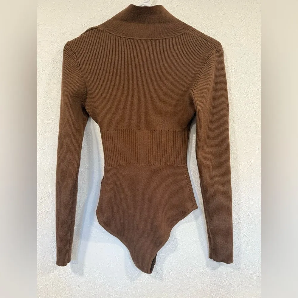 Bardot Ribbed Brown Collar Button Bodysuit Women’s Size Small EUC - Image 7
