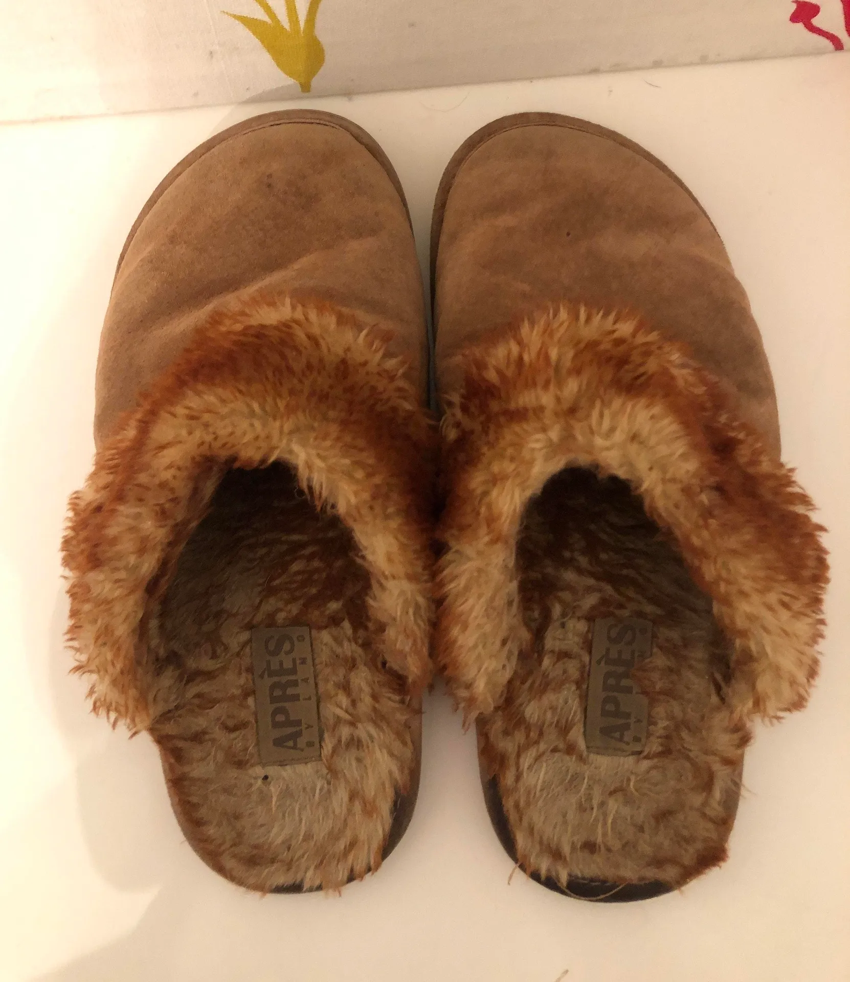 Moccasin Slippers Tan Size 7.5 - Image 2
