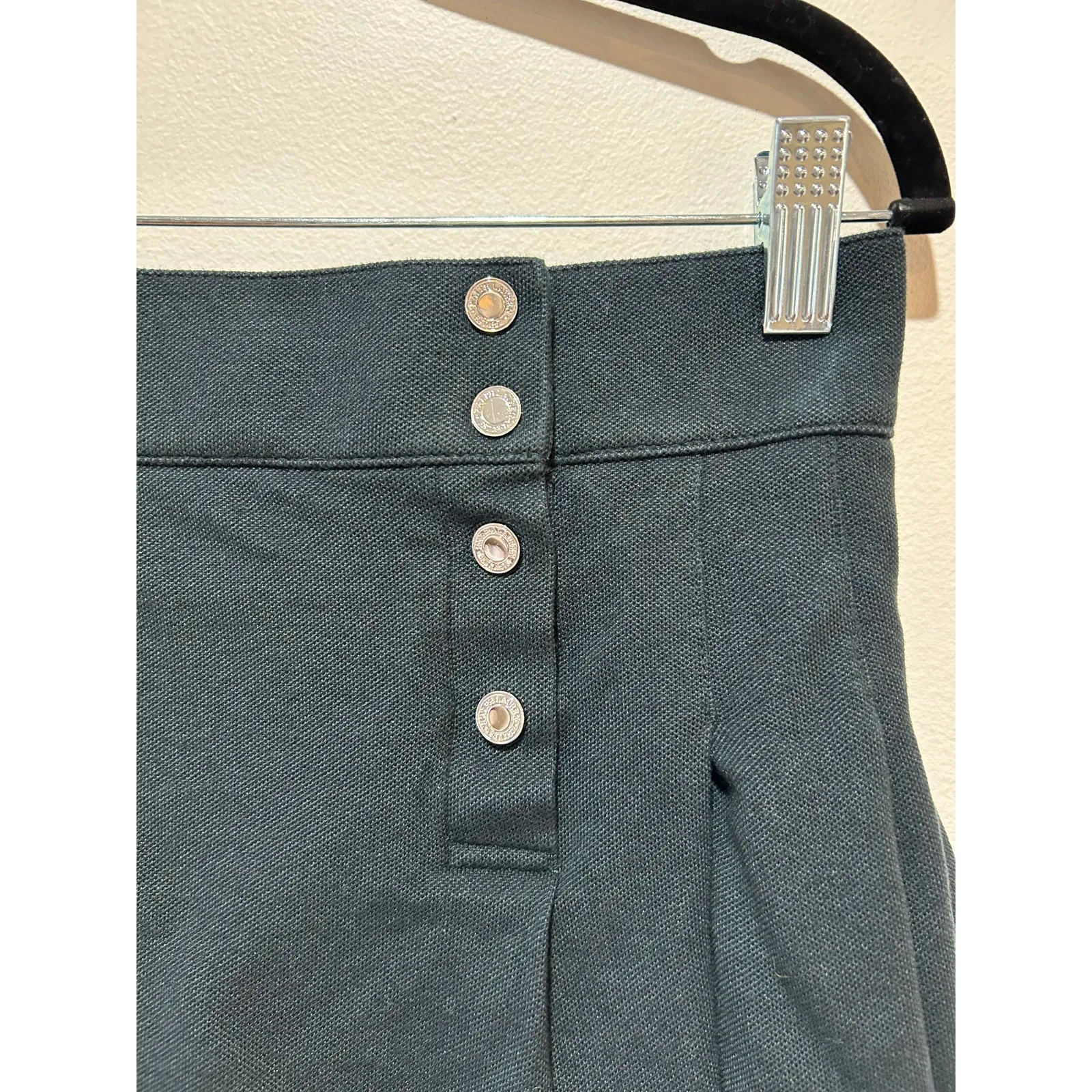 Ralph Lauren black pleated mini skirt buttons built in shorts buttons stretchy - Image 2