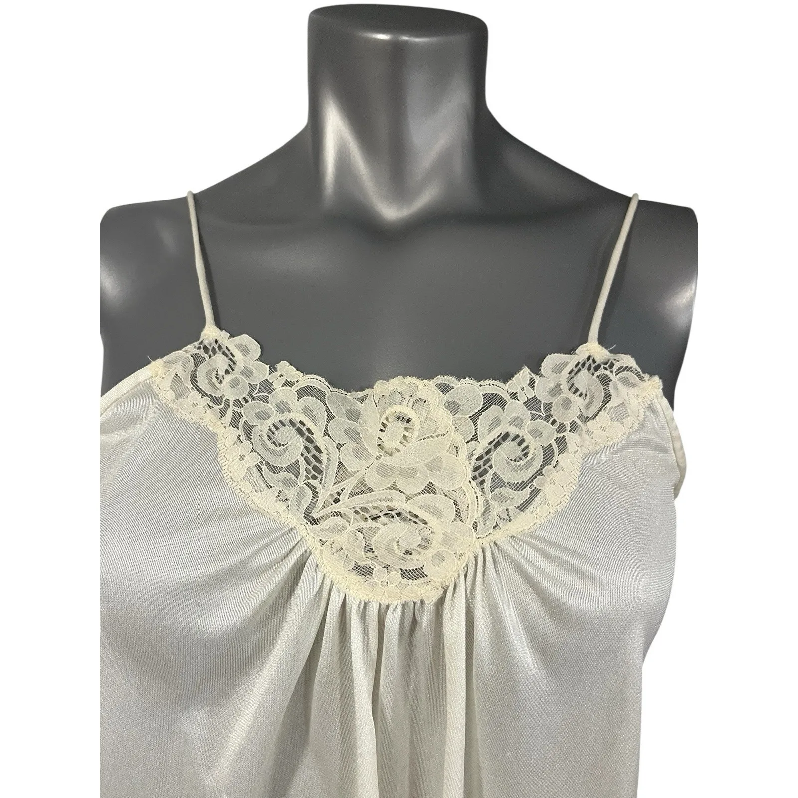 Vtg Camisole Slip Top Satin White Floral Lace Medium Cami Cottage Fairy Tank Top - Image 2