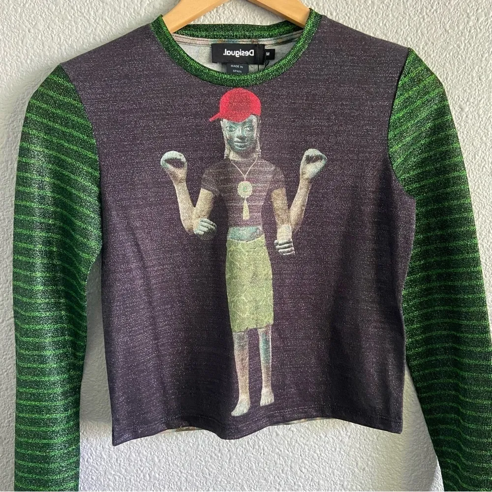 Desigual  Cropped Slim Fit Tee Egyptian inspired Size Small Made in Spain NWT - Image 3