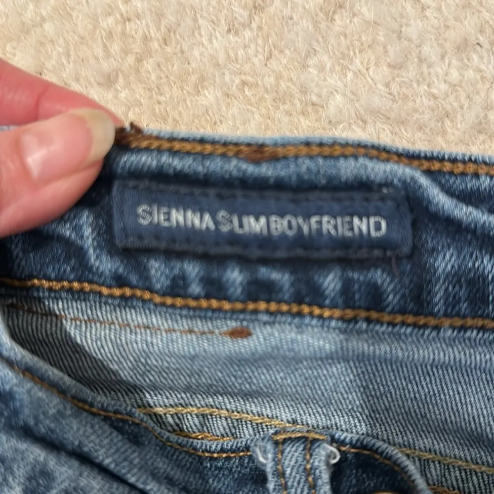 Lucky Brand ankle length jeans CNN slim boyfriend size 10 - Image 3