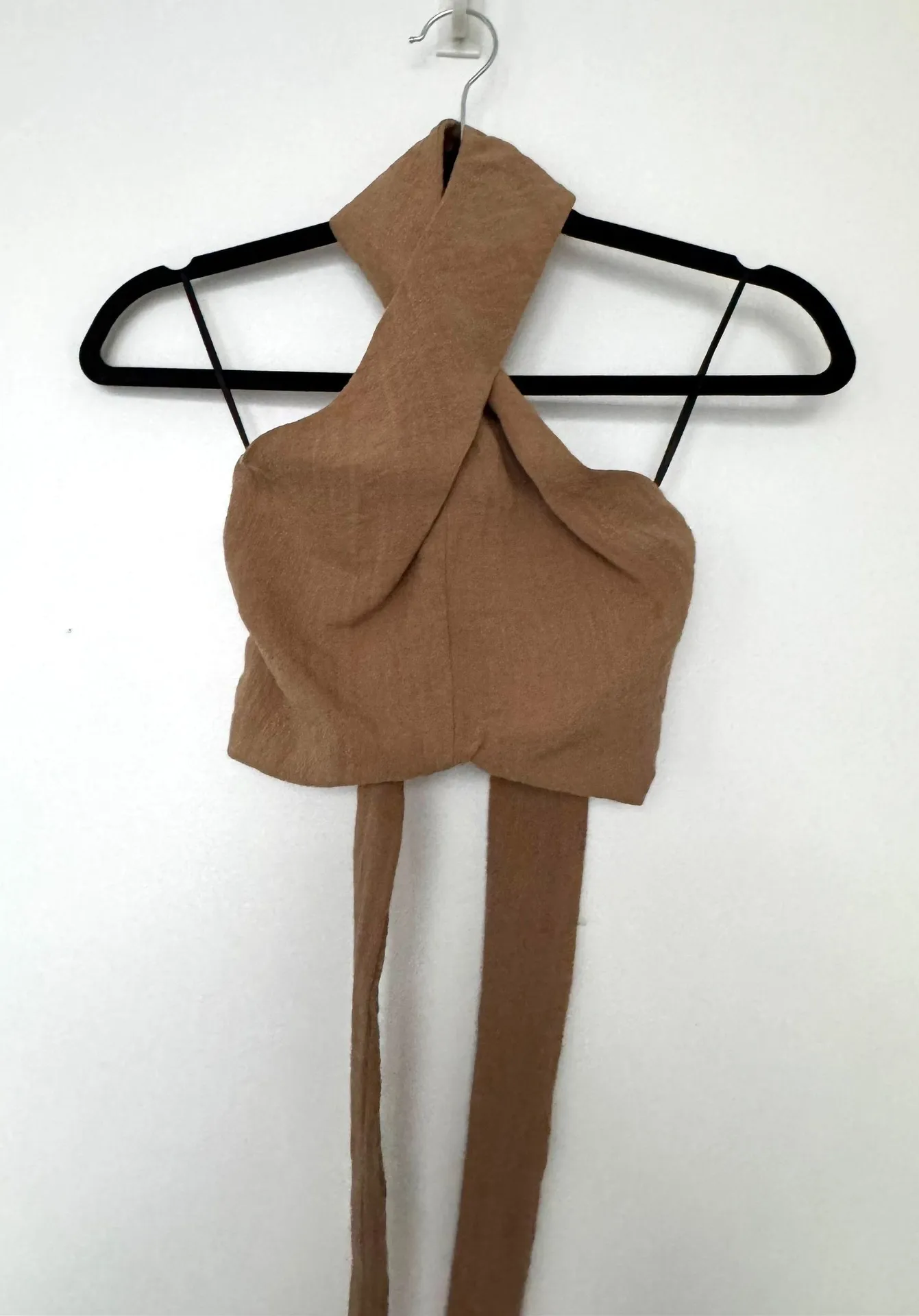 NWOT Halter neck tie crop top - Image 2