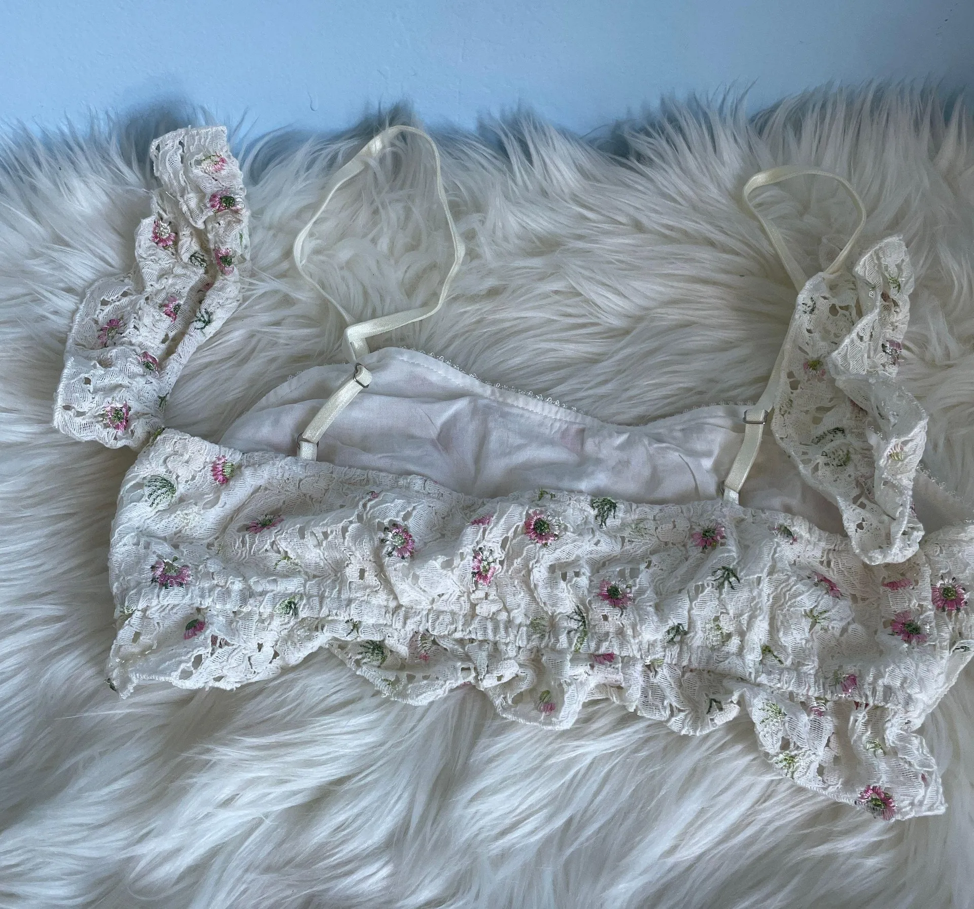 Floral Off The Shoulder Crop Top New W/O Tags - Image 2