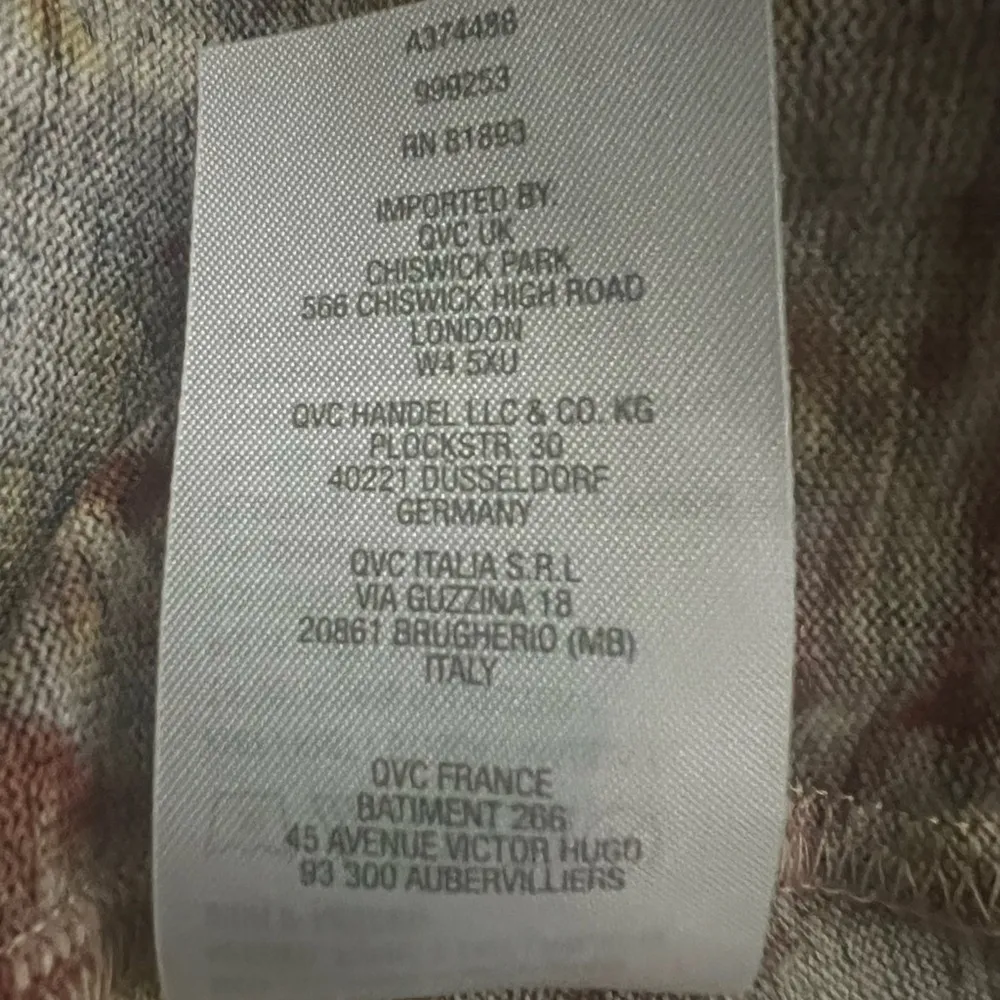 Logo by Lori Goldstein sheer Cascade Flowy ruffled vest. Size L. - Image 7