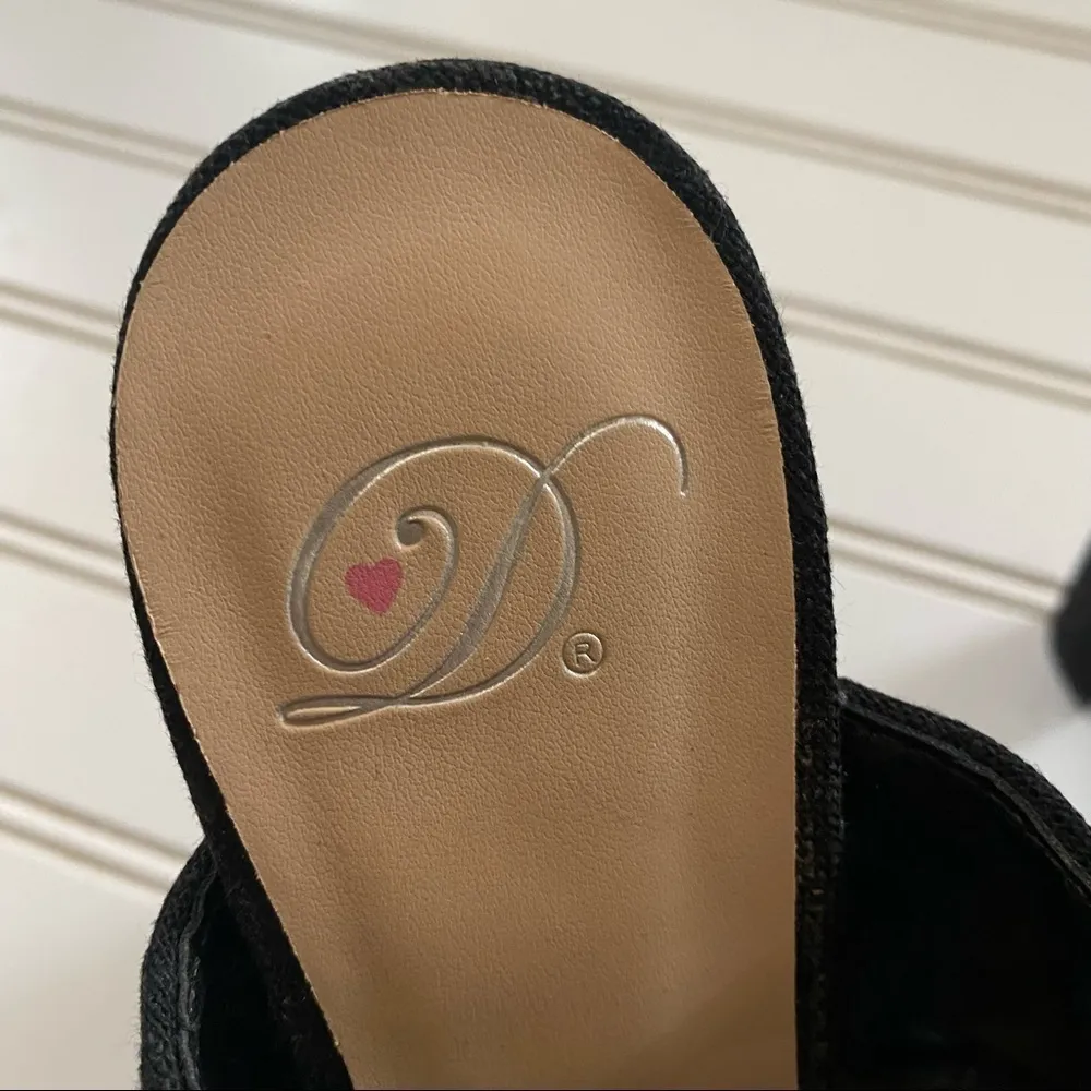 6" Lace detail heels Size 7 Black - Image 8