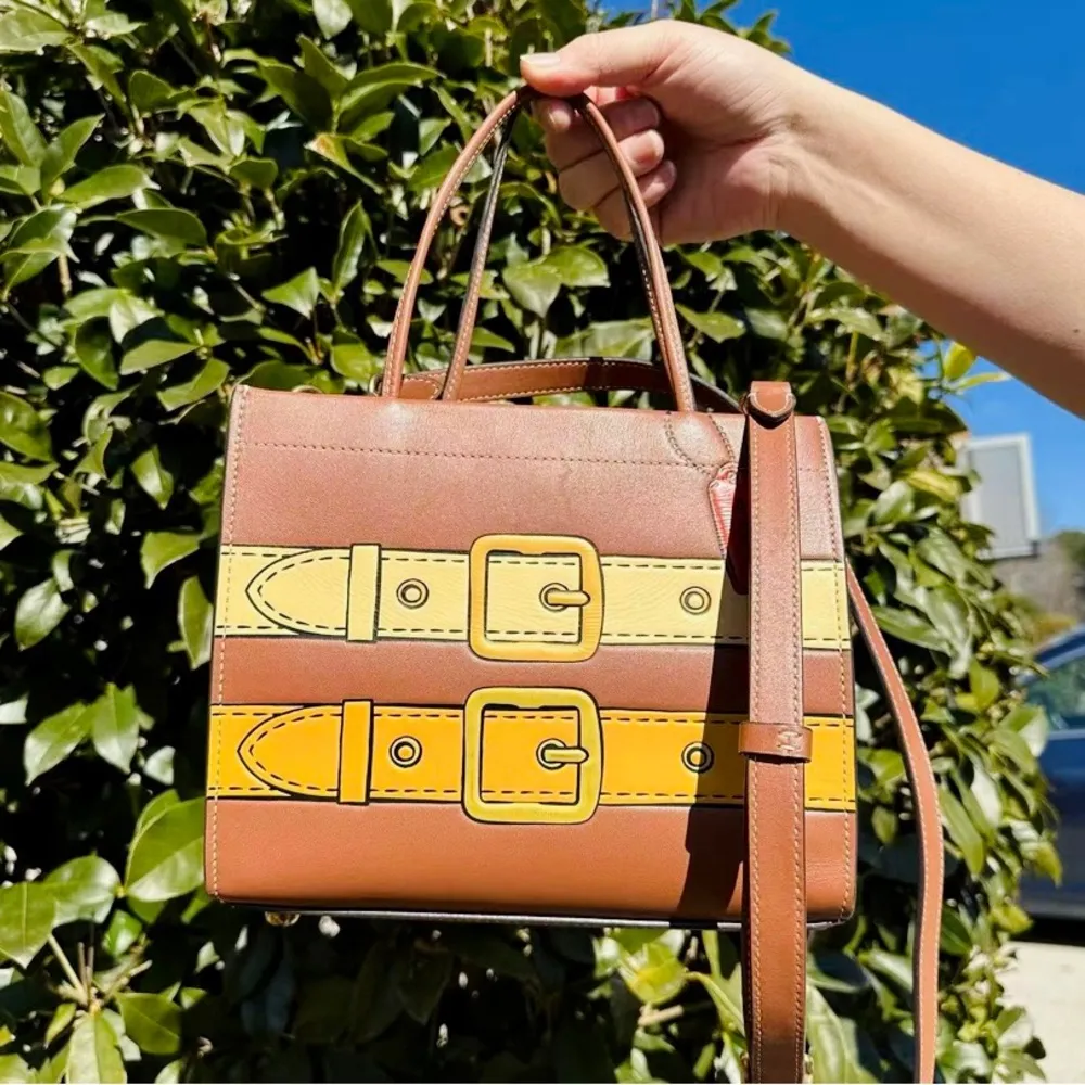 COACH CASHIN CARRY22 WITH TROMPE L’OEIL PRINT BRASS/SADDLE MULTI CROSSBODY $595 - Image 6