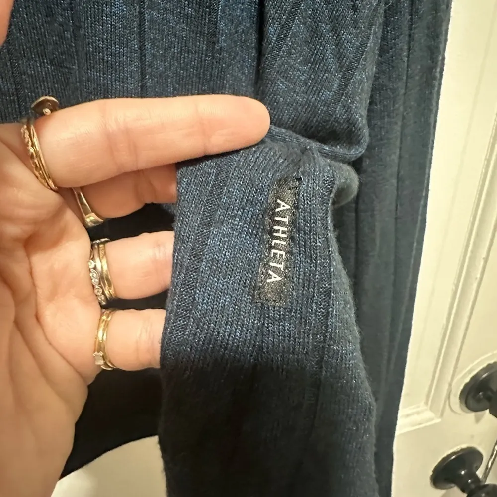 Athleta Harmony Pose Hoodie Sweatshirt Size Small Midnight Navy Color EUC - Image 3