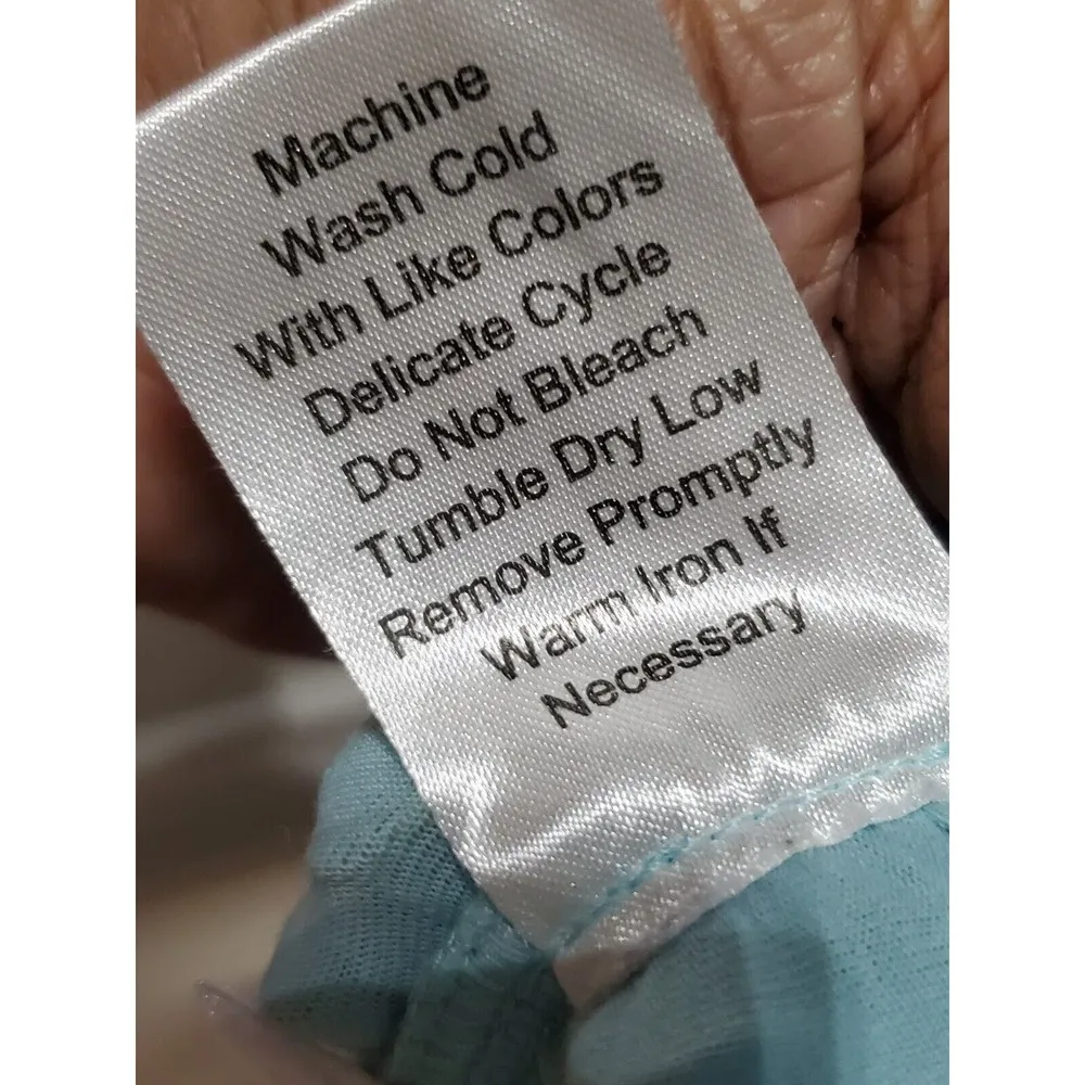 Cabi Women's Green Solid Cotton V-Neck Sleeveless Casual Top Blouse Size Medium - Image 9