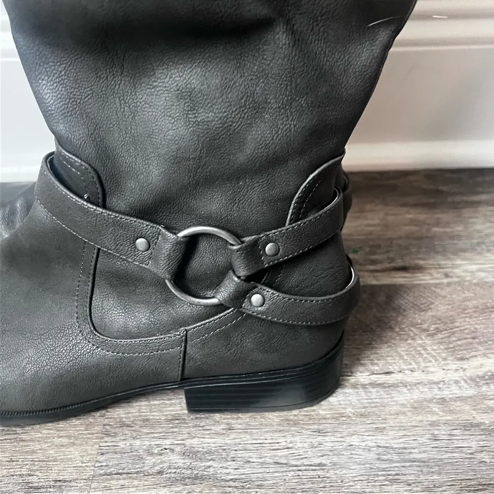 Life Stride Soft System Boots X-Felicity Sz 10M Gray Riding Faux Leather EUC - Image 2