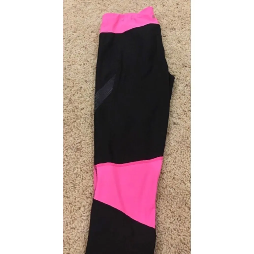 Xersion ✨ Print-Inset Capris✨  - Image 4