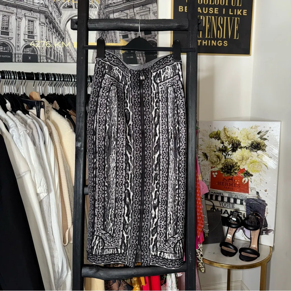 Hervé Léger Gunmetal Black Jacquard Bodycon Bandage Pencil Skirt - Image 3