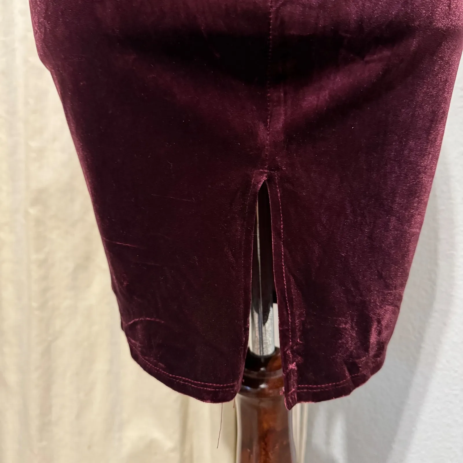 Olive Tree Velvet Choker Neck Off Shoulder Dress Burgundy Lace Detail Gothic M - Image 9