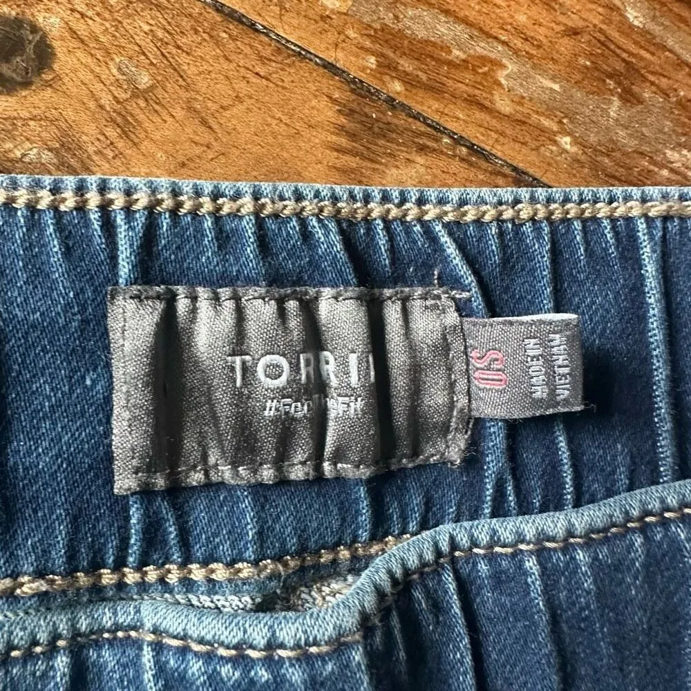 Torrid 0/L weekender elastic waist cropped joggers - Image 2