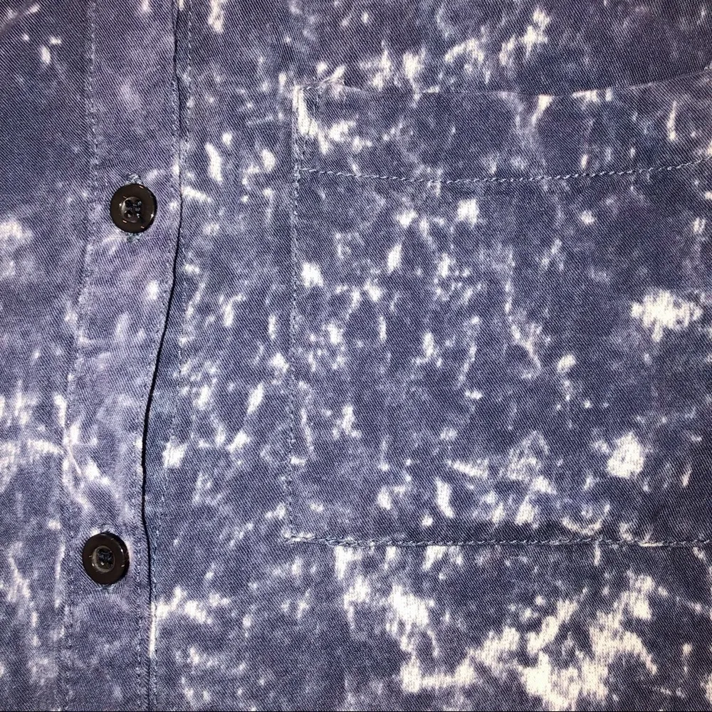 Rue 21 medium tie die soft button down casual top - Image 5