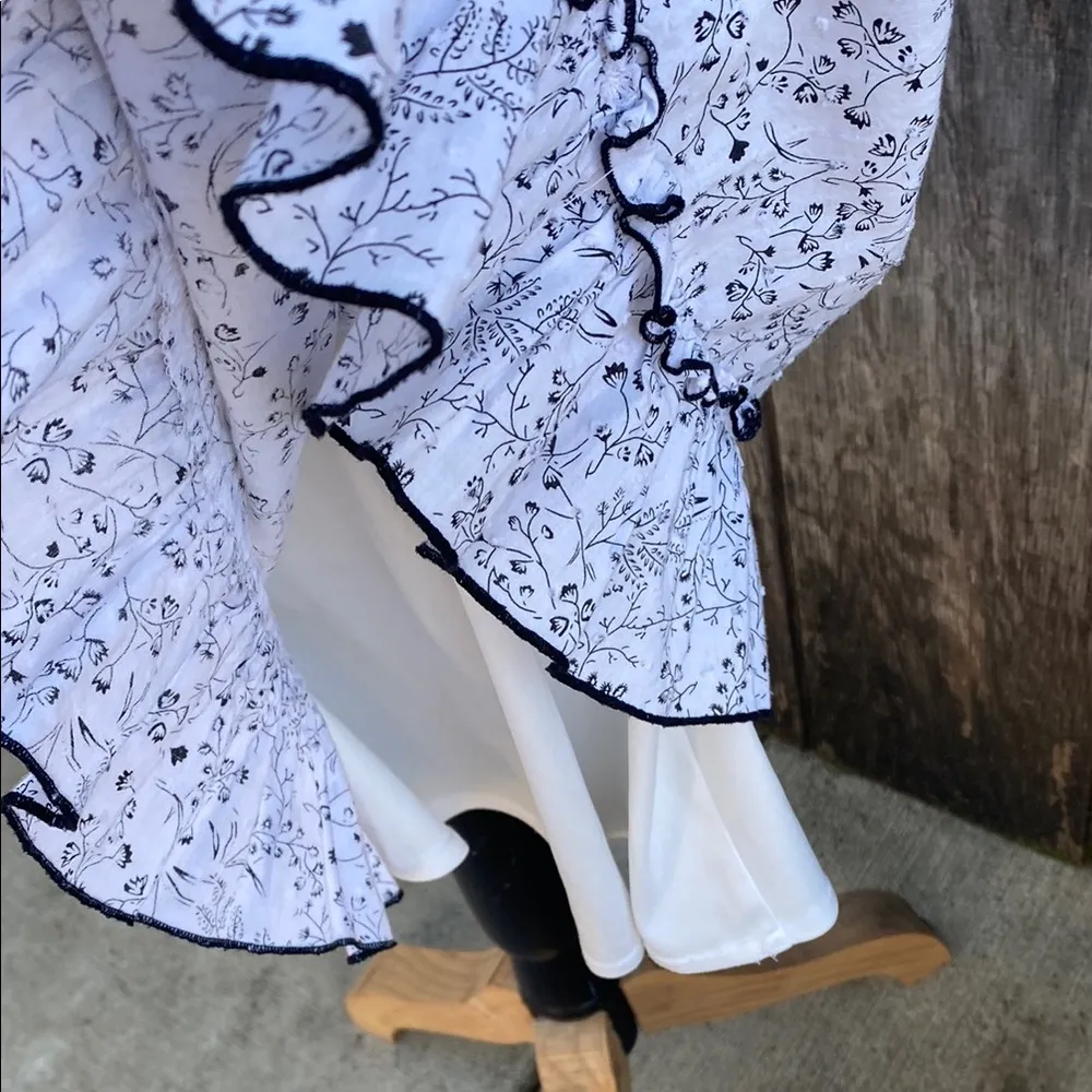 City Triangles White Summer Dress Ruffled Hem Black Floral Print Swiss Dots Sz S - Image 14