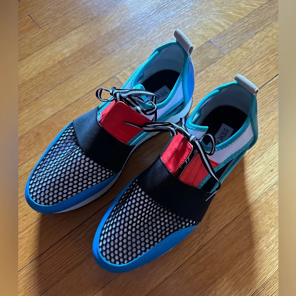 Steve Madden Arctic Sneakers Multi Color Cut Out Women's Size 8M Retro Shoes - Image 2