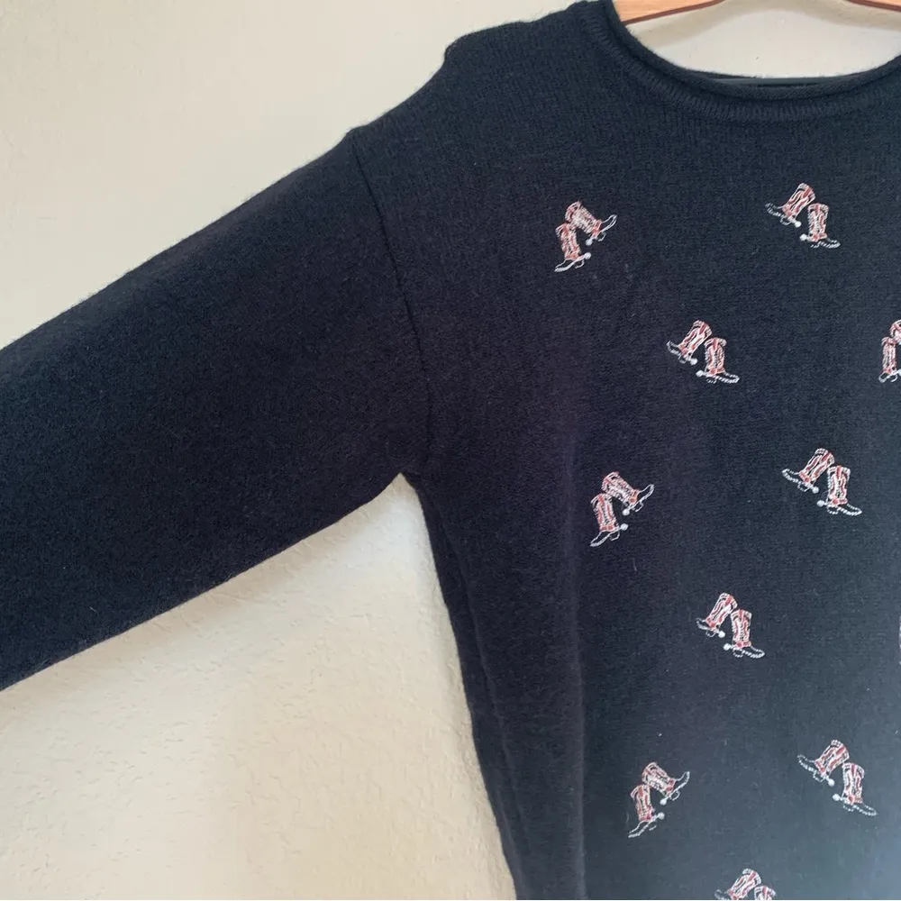 NWT Ariat Embroidered All Boots Sweatshirt Size M - Image 7