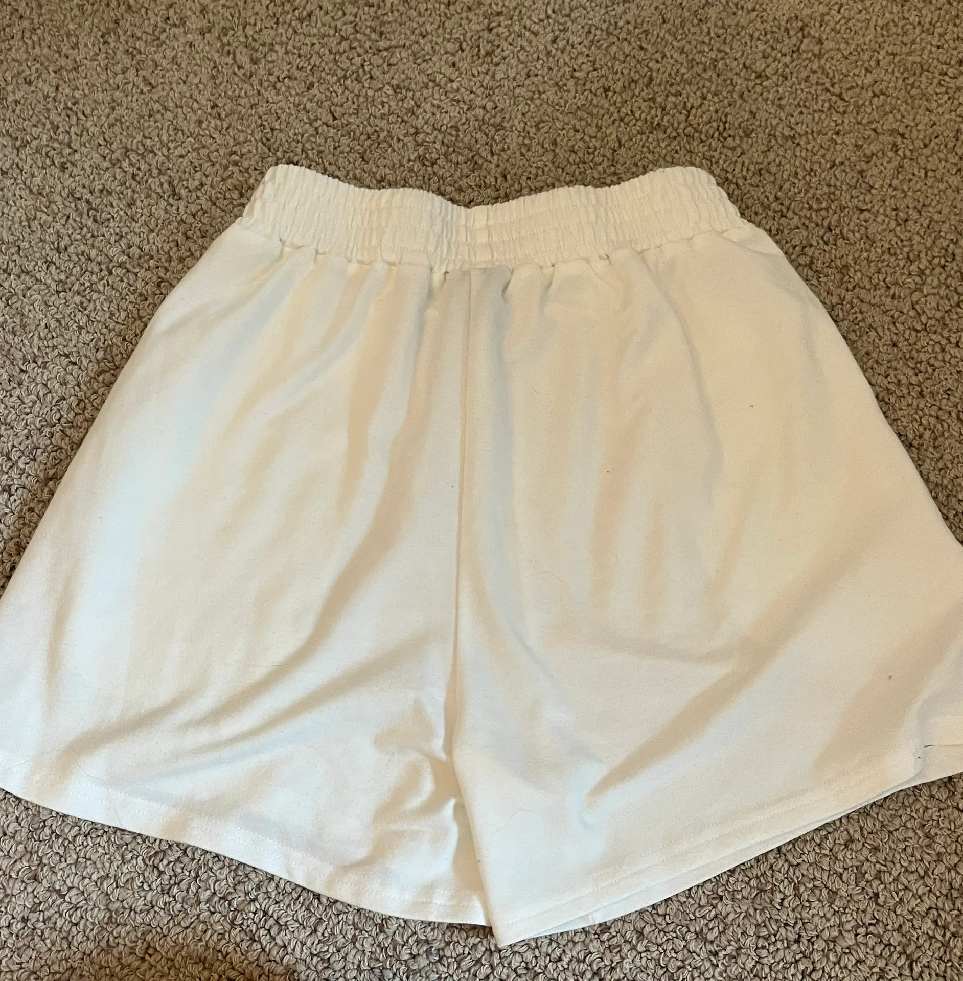 White sweat shorts - Image 2