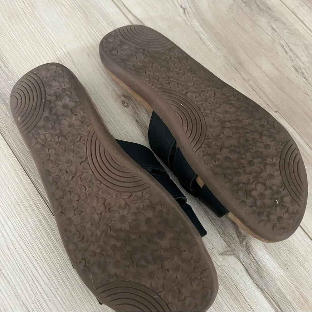 Cliffs by White Mountain Black Slide Sandal Size 8 - Image 5