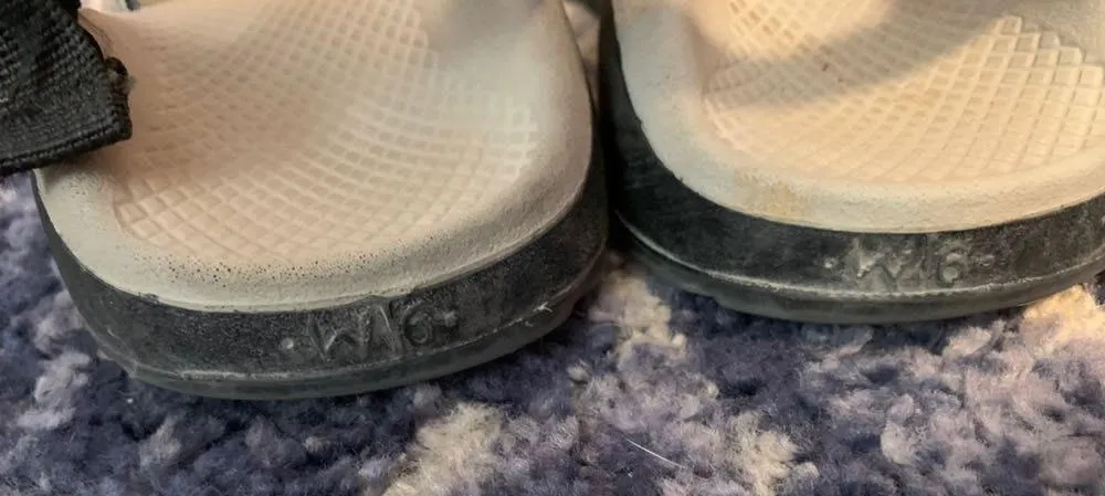 Chacos Women’s Size 6 - Image 3