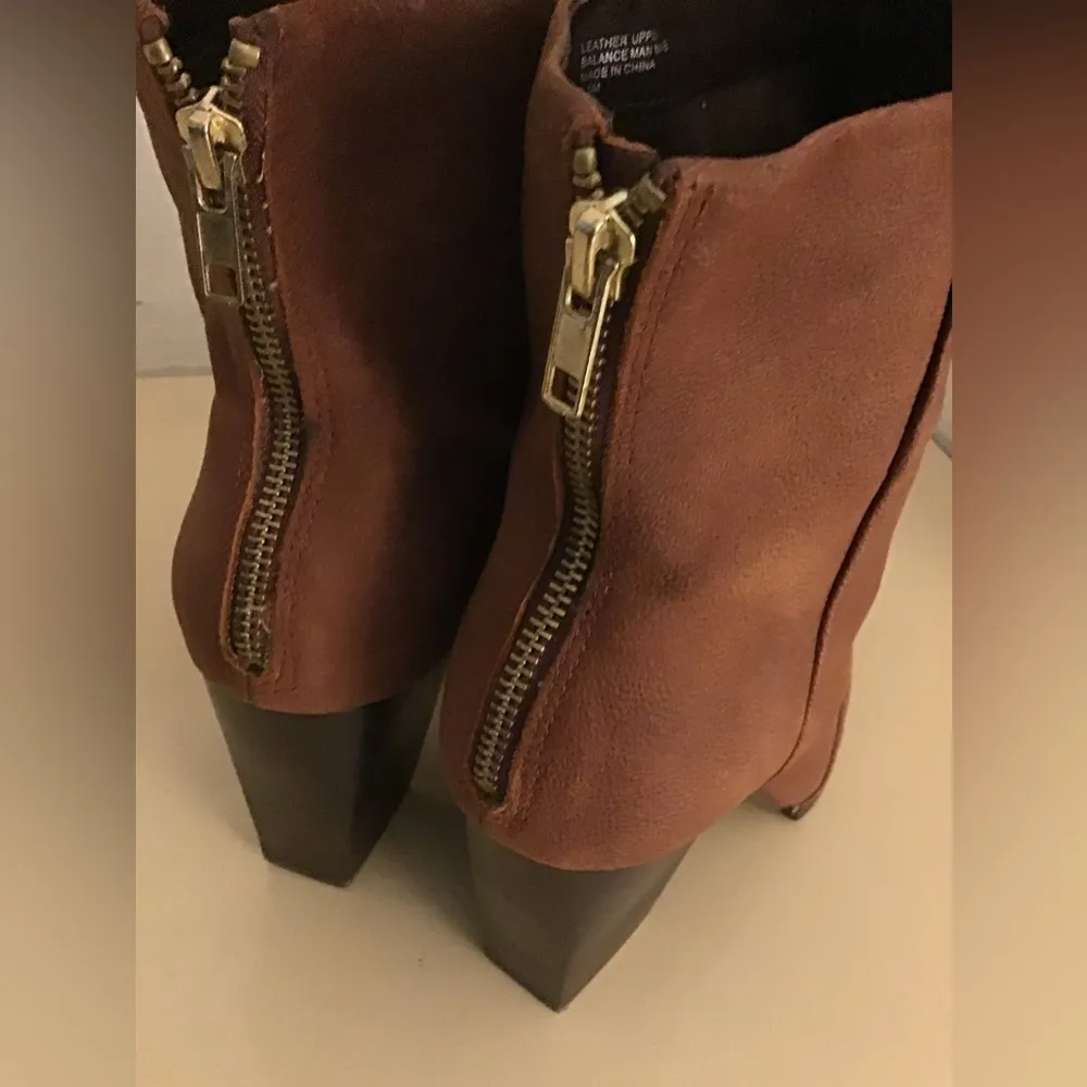 Kelsi Daggar chestnut brown leather boots US 9.5 - Image 9