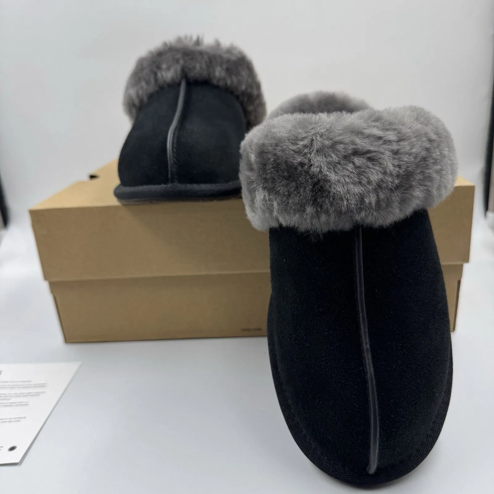 Ugg Australia Women’s Scuffette II Slippers Suede Black/Grey Size 7 New With Box - Image 5