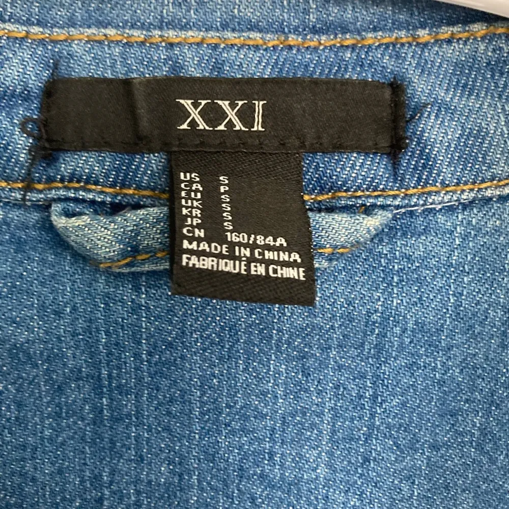 Forever 21 jean jacket - Image 2