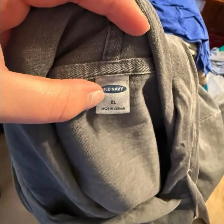 Old Navy Gray Hoodie - Image 2