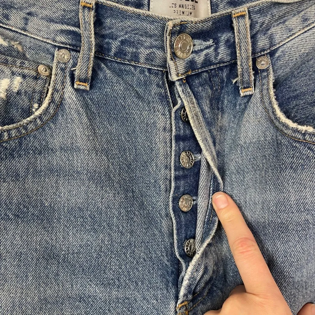 Agolde Women's 27 90s Mid Rise‎ Loose Fit Distressed Light Wash Button Fly Jeans - Image 7