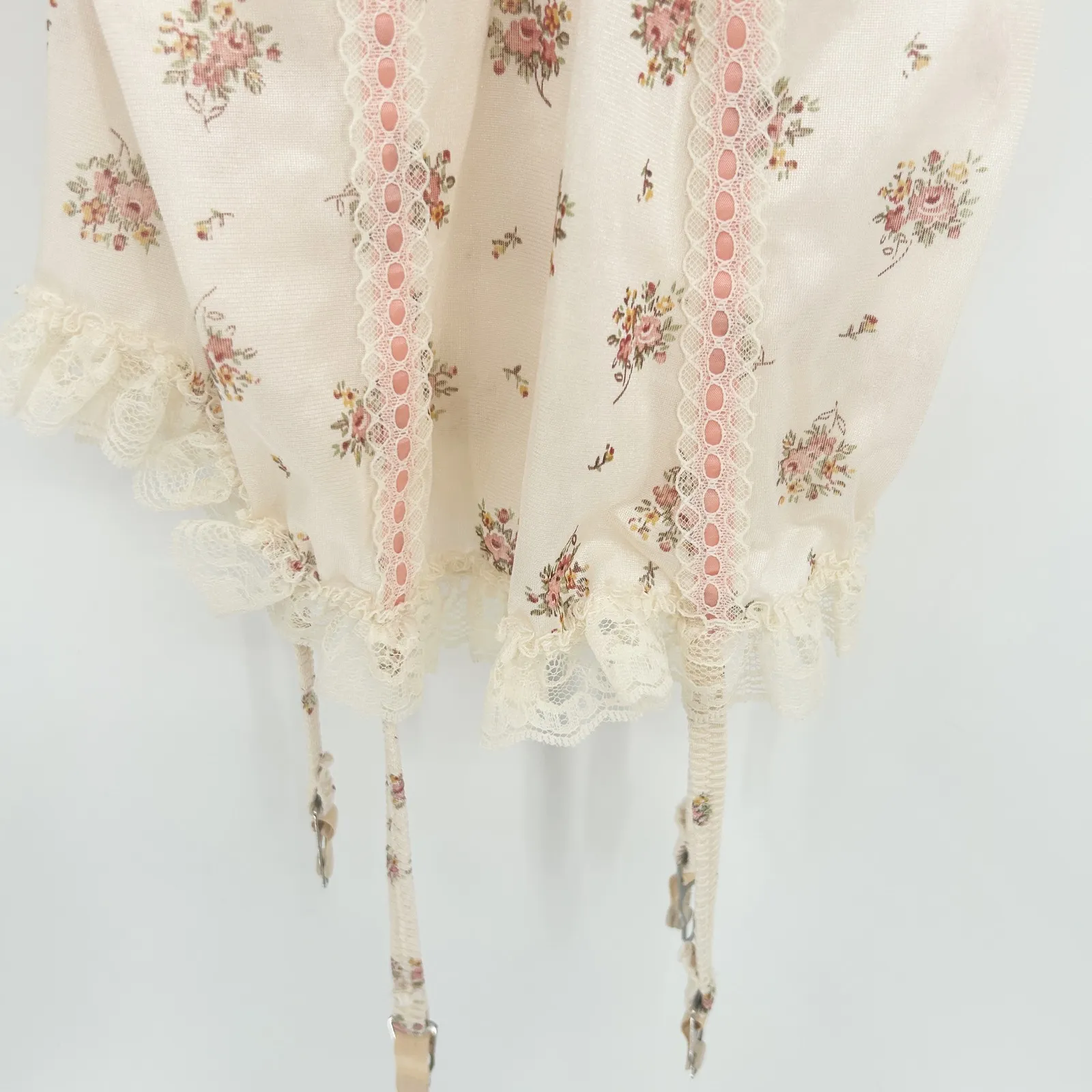 Nan Flower Coquette Vintage 90s Floral Lace Trim Garter Lingerie Cami Top Size S Tan - Image 3
