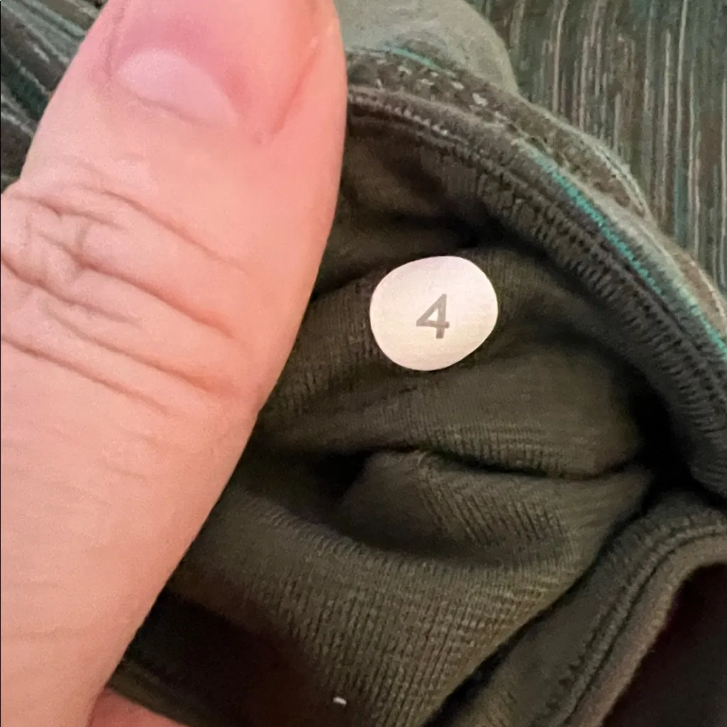 Lululemon Wunder Under Green Space Dye Crop Leggings Size 4 - Image 7