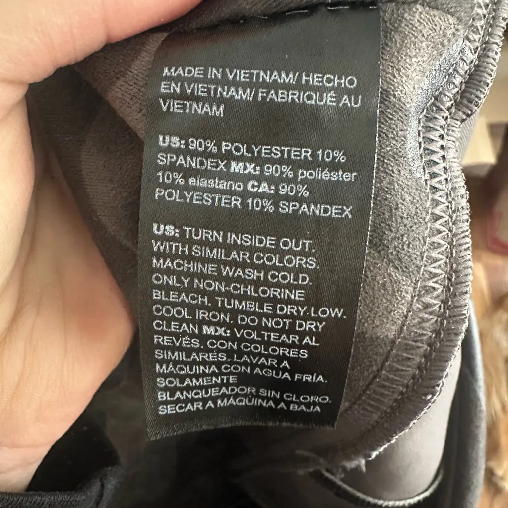 White House Black Market Dark Camouflage Leggings - Image 6