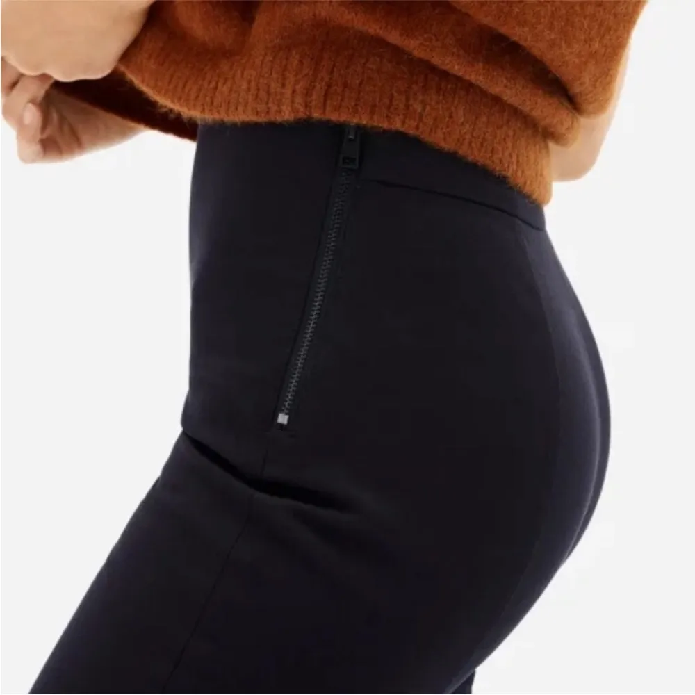 Everlane The Side Zip Stretch Cotton Pant Cropped Skinny: Black - Image 3