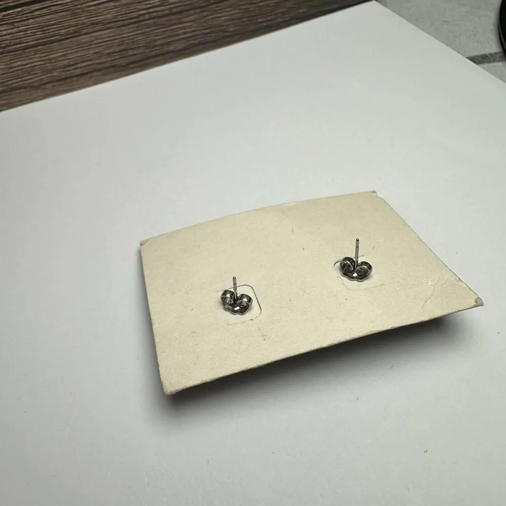 Lady Remington Faux Pearl Green Rhinestone Pierced Stud Earrings Gold Tone - Image 3