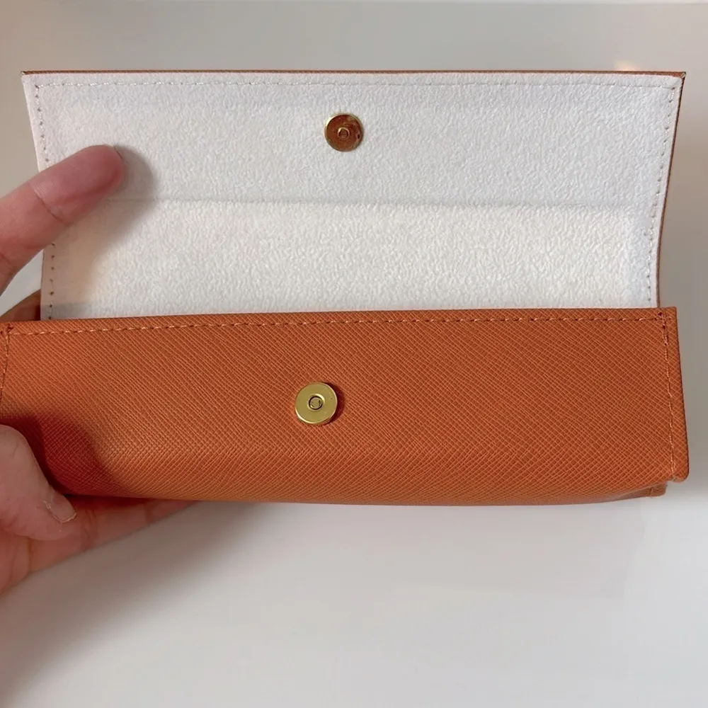 Tory Burch Small Leather Eyeglasses Case Orange with Gold-Tone Logo Hardware - Image 7