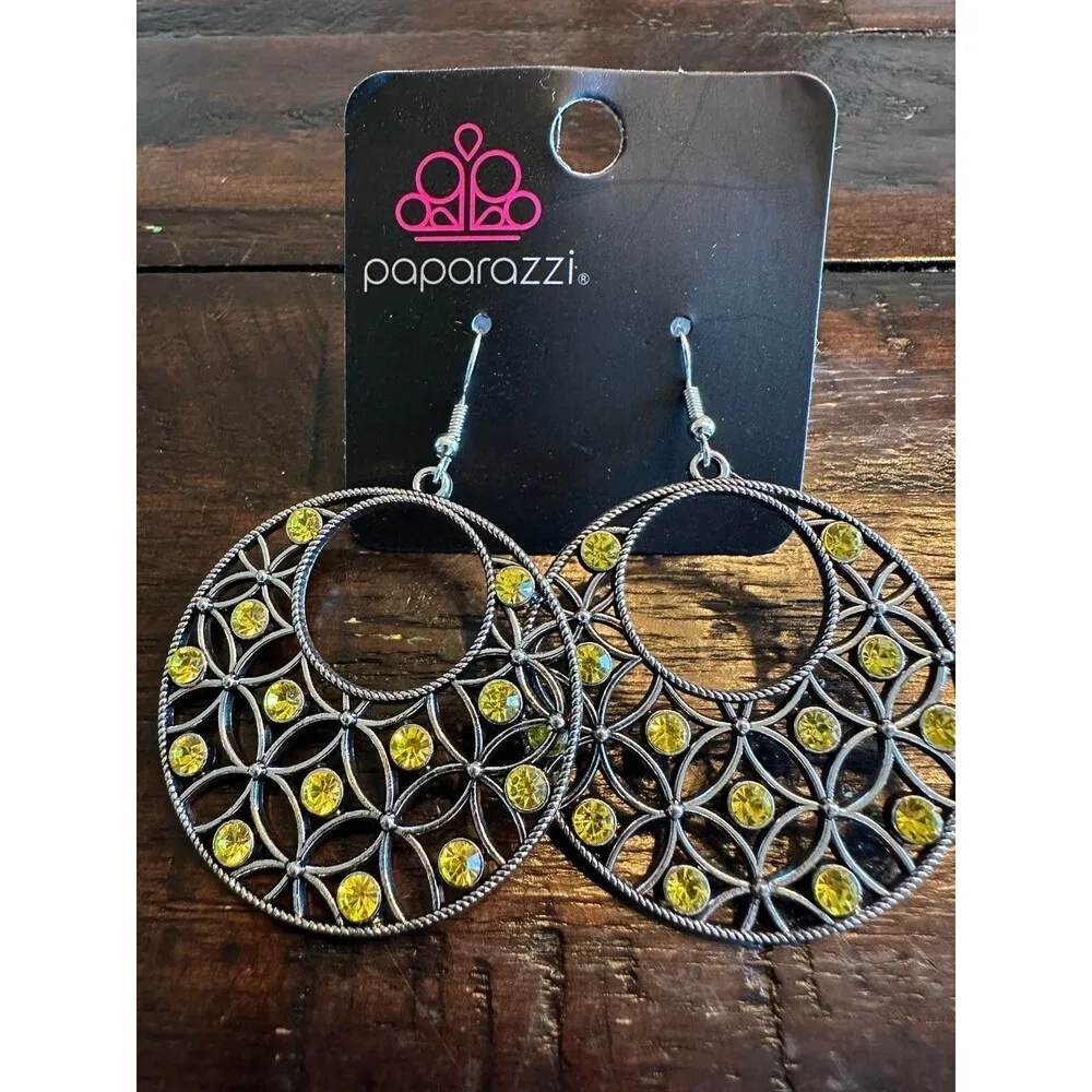 Garden Garnish Yellow Earrings (229) - Image 3