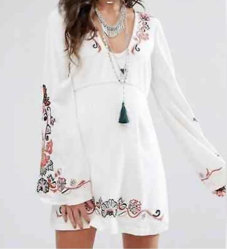 Free People holiday folk mini dress ivory cute size 10 - Image 2