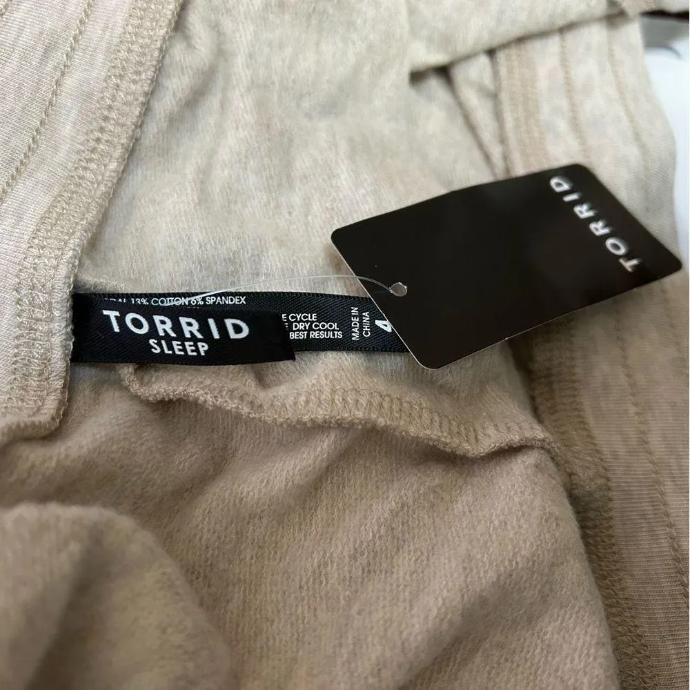 Dream Fleece Relaxed Lounge Short in Cream - 4X - Image 4