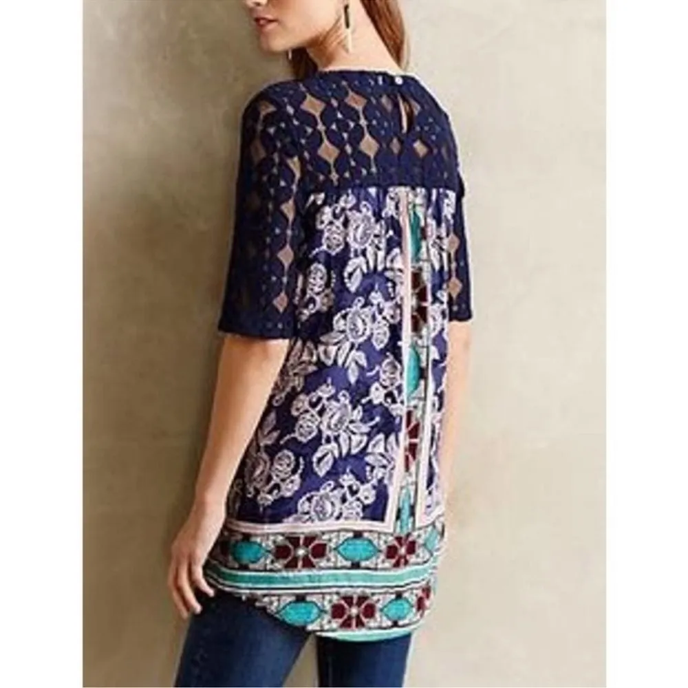Anthropologie Akemi + Kin Maite Lace Geometric Pattern top size small - Image 2