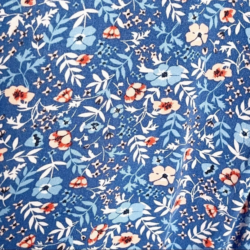 W5 Anthropologie Floral V-Neck‎ Flowy Top - Image 2