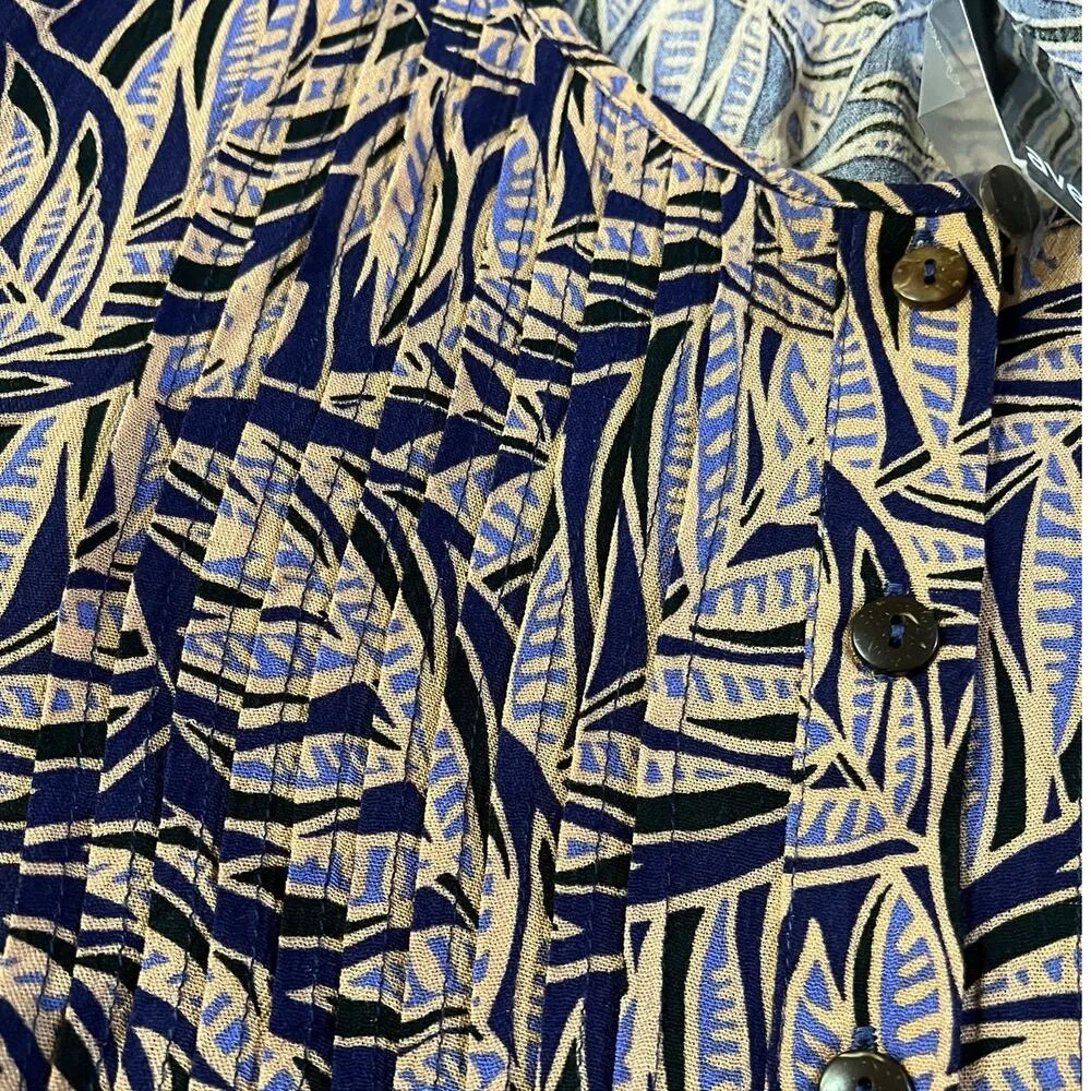 Avenue SIZE 26/28 Leaf Patterned Button Up Top Olivia Pintuck Shirt Blouse Blue - Image 10