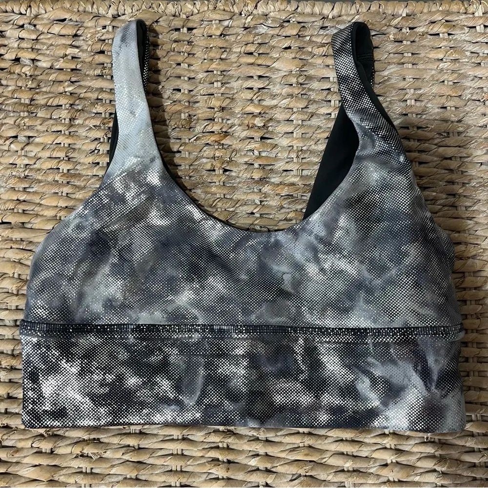 Lululemon  Align Bra Shine Size 6 A/B Cup lw2dnqs Shiny Light Coverage - Image 4