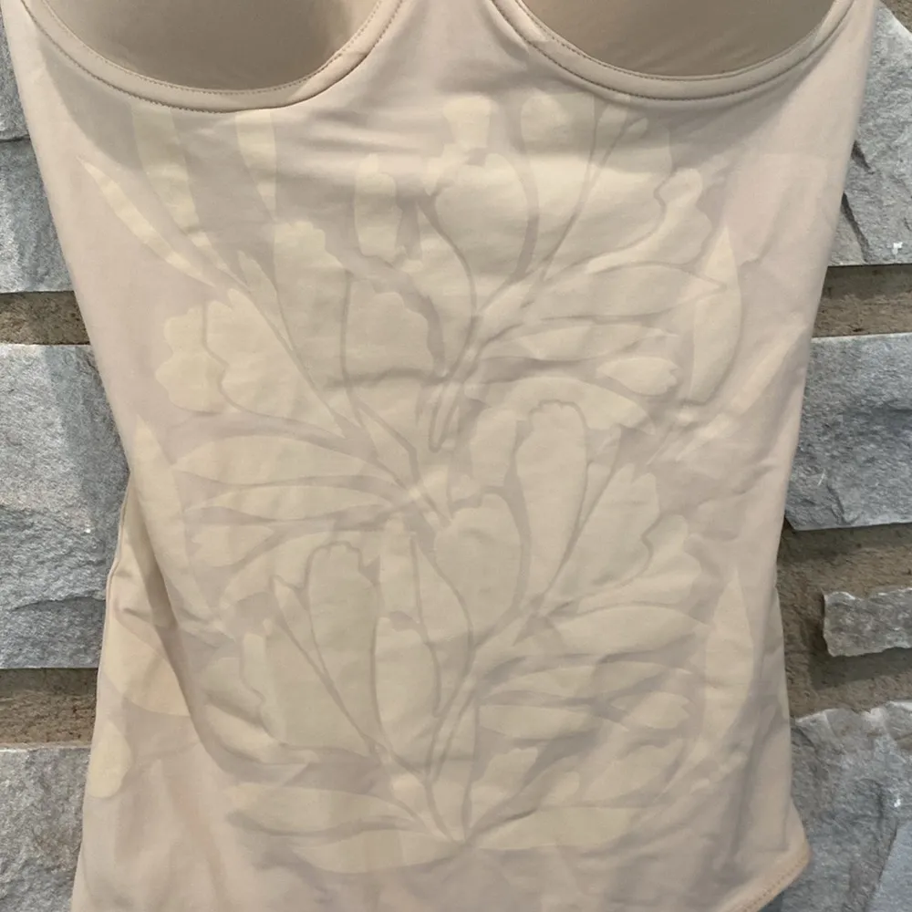 Maidenform Nude Shaping Underwire Bodysuit M - Image 5