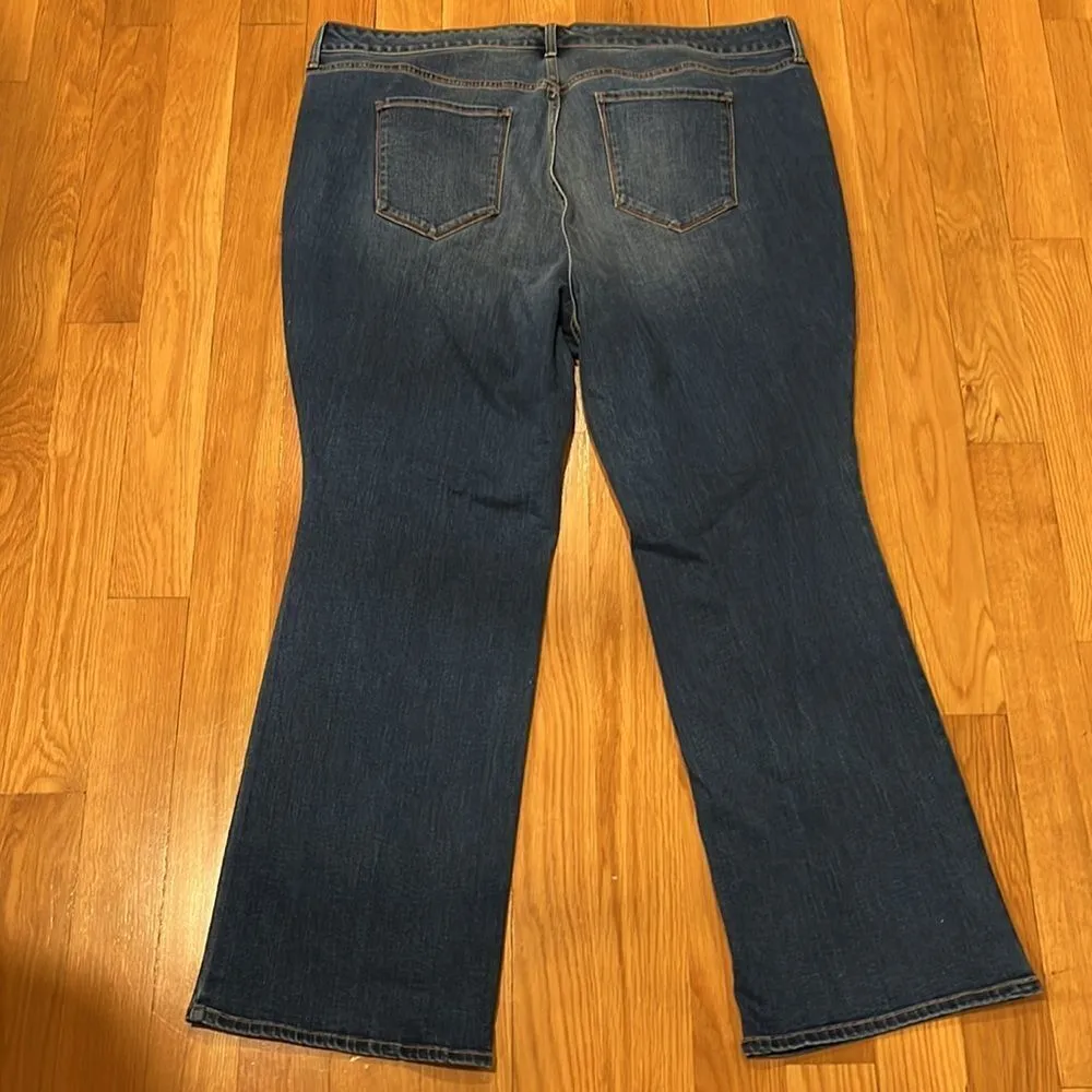 NWT old navy kicker boot-cut jeans size 24 plus. - Image 6