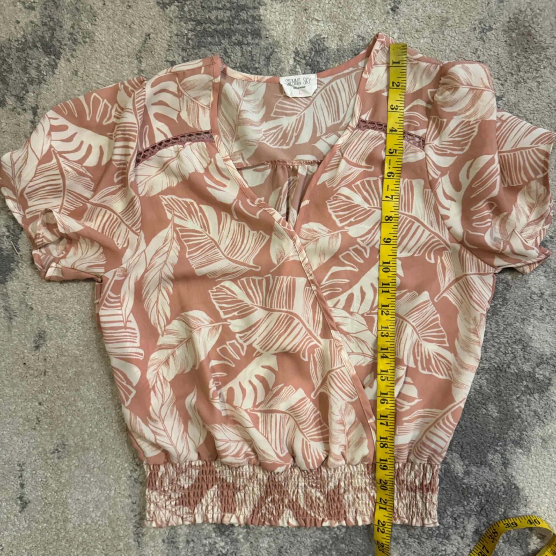 Sienna Sky Blush and Cream Patterned Top - Image 6